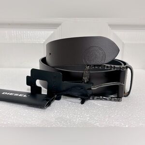 NWT Diesel Buffalo Leather  Belt